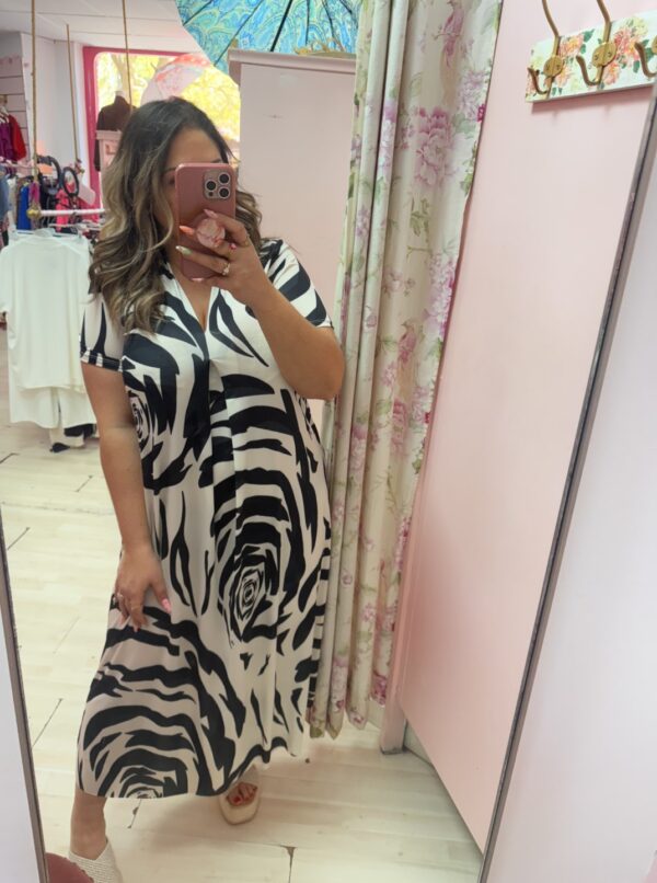 Vestido licra fria mcorta negro - Imagen 3