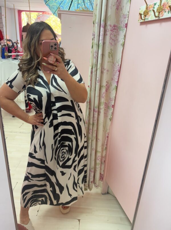 Vestido licra fria mcorta negro