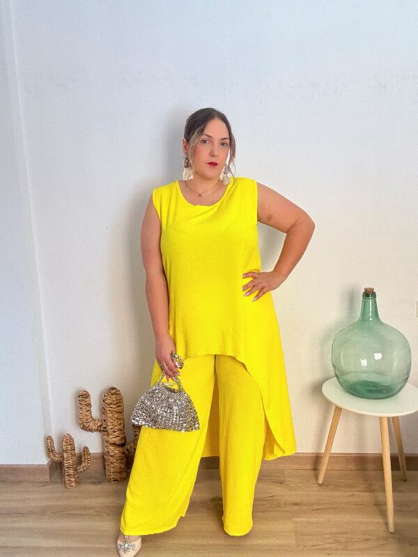 Conjunto amarillo