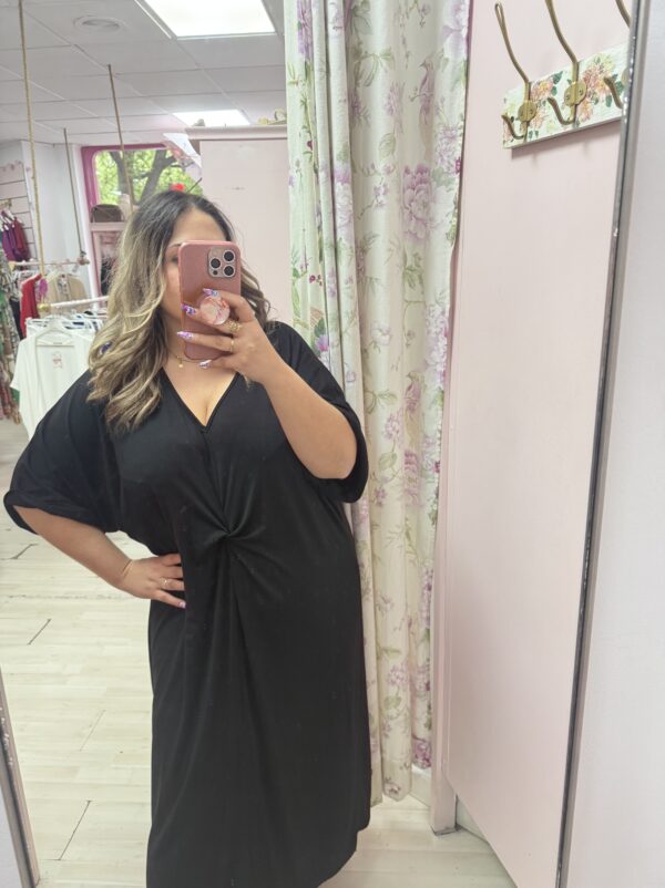 Vestido nudo negro - Imagen 4