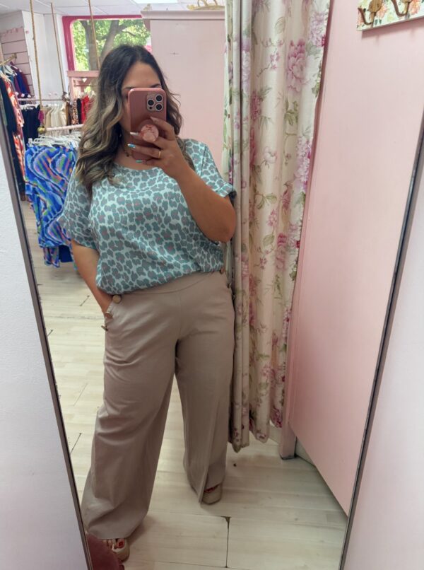 Pantalon beige botones - Imagen 4
