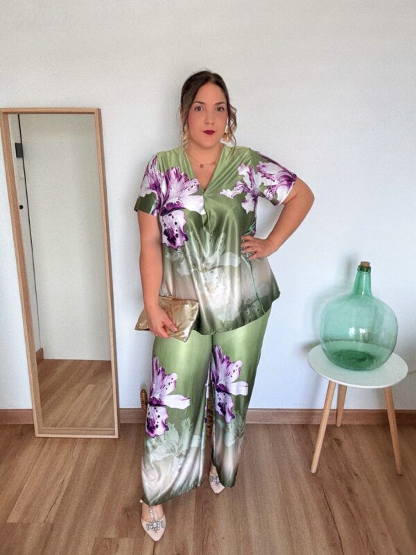 Conjunto licra fria orquidea