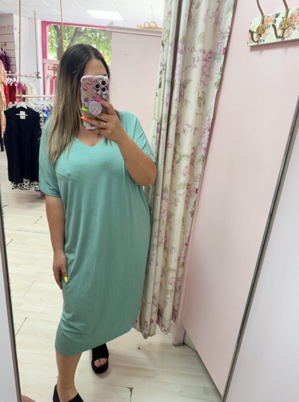 Vestido lazada espalda verde agua - Imagen 3