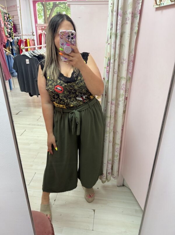 Pantalon goma verde