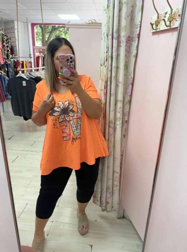Camiseta love naranja - Imagen 5