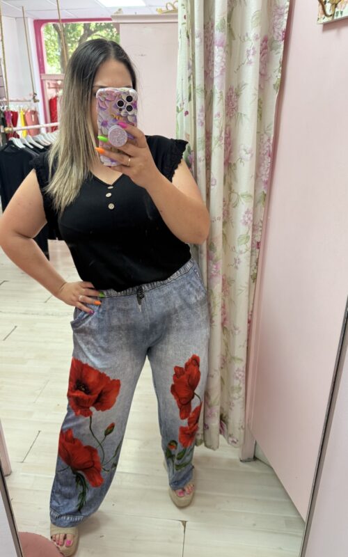 Camiseta canale negro volantitos