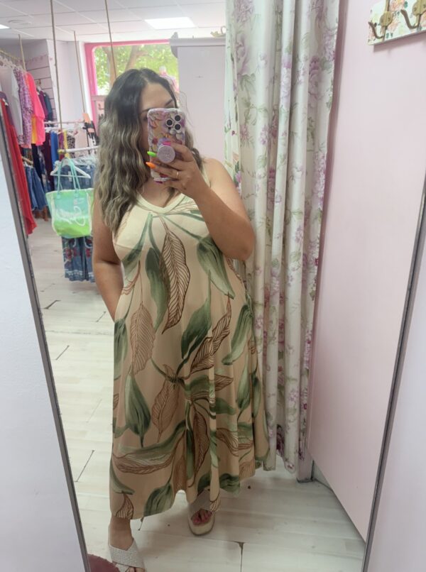 Vestido bolsillos beige - Imagen 2