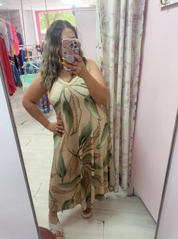 Vestido bolsillos beige