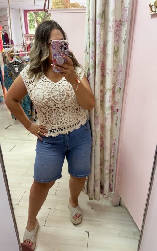 Camiseta encaje manga beige