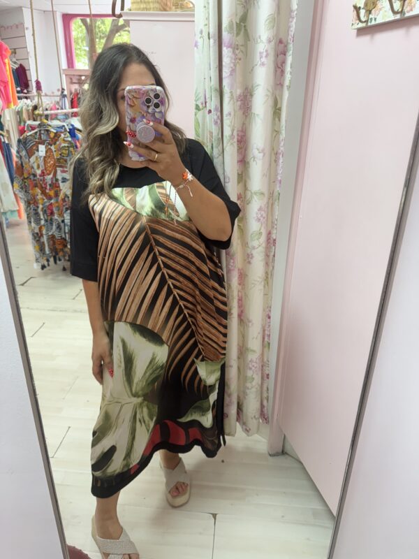 Vestido hojas mcorta negro