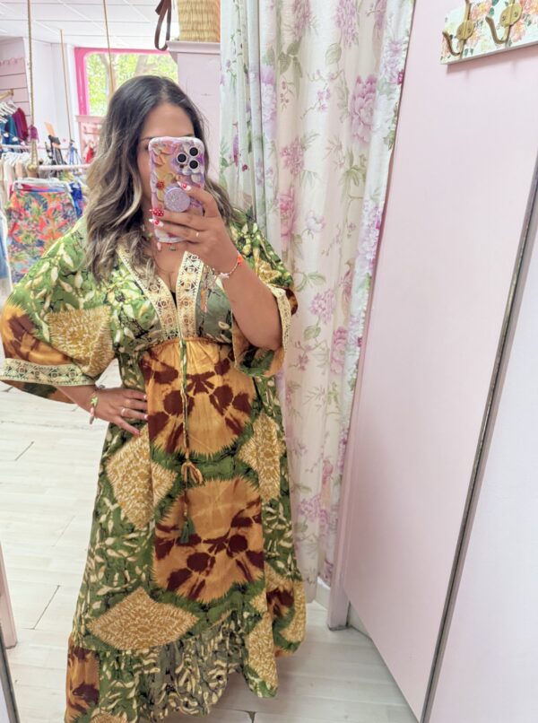 Vestido indio verde militar