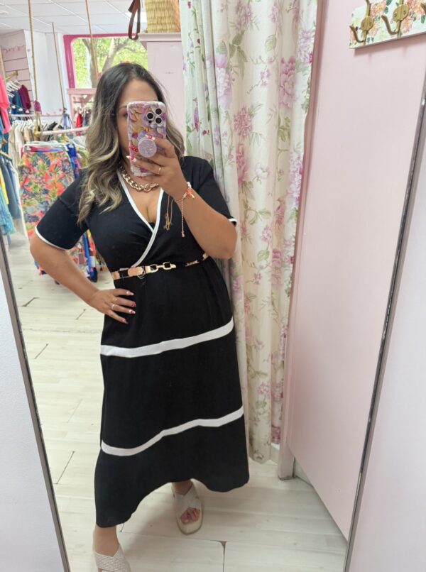 Vestido negro lineas blanco - Imagen 4