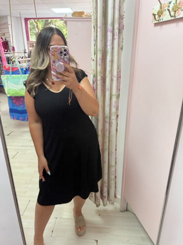 Vestido canale filo dorado negro - Imagen 4