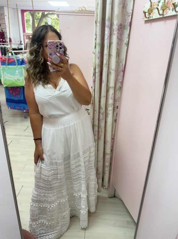 Falda boho blanca vuelo plus size