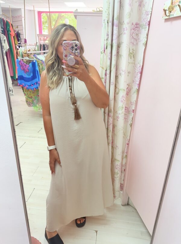 Vestido pompones  flecos beige - Imagen 3