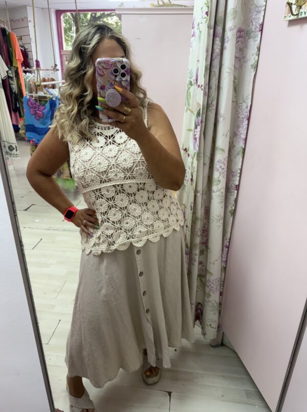 Camiseta crochet beige
