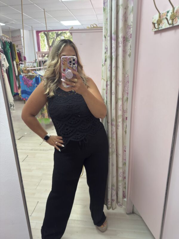 Camiseta calada negra - Imagen 2