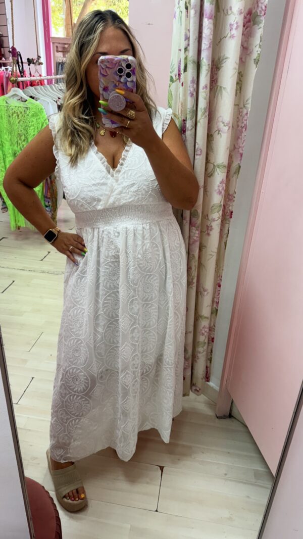Vestido blanco bordado - Imagen 3