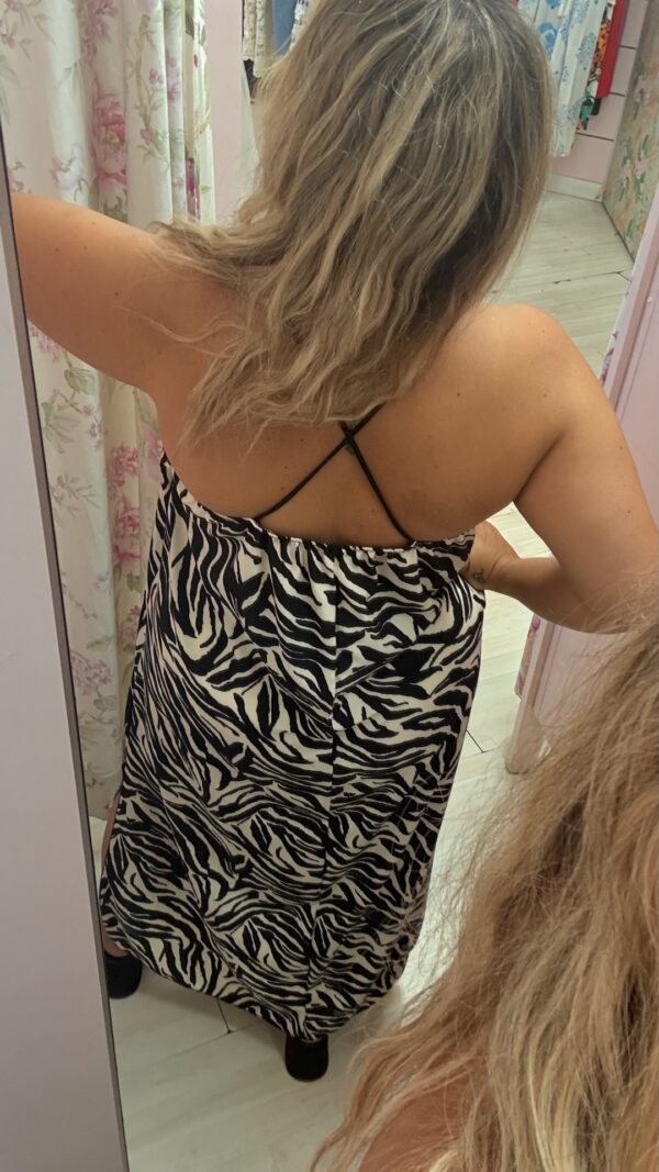Vestido cebra espalda cruzada - Imagen 2