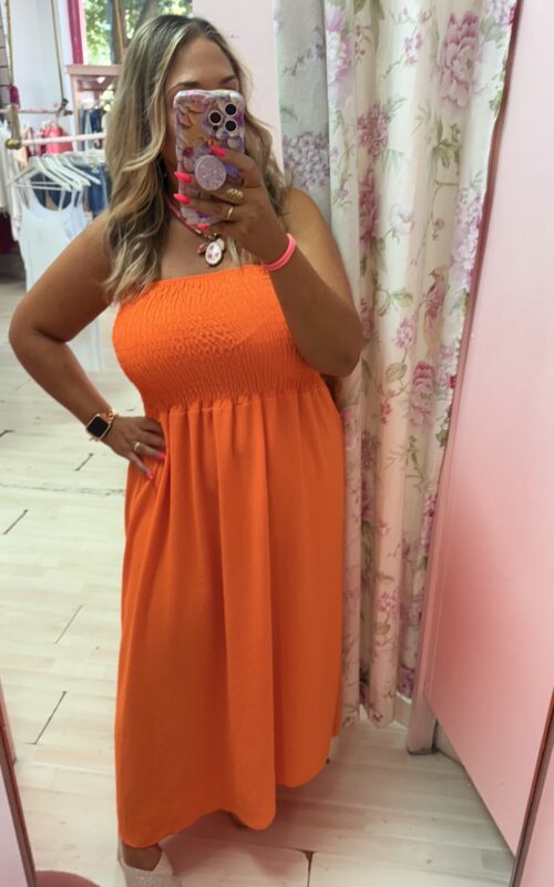Vestido naranja fluor