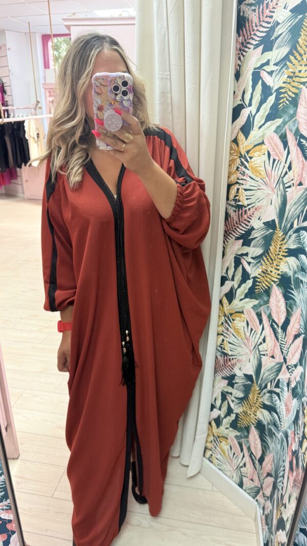 Vestido capa teja - Imagen 2