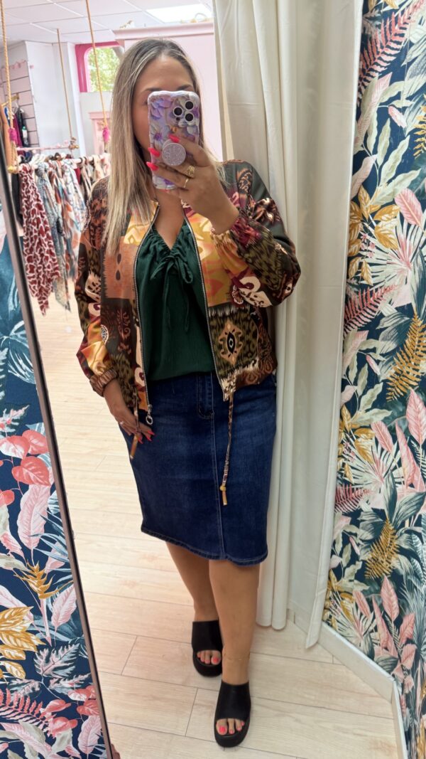 Bomber corta estampada - Imagen 3