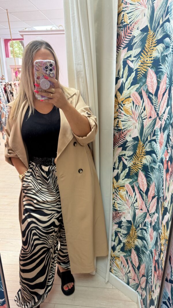 Gabardina botones camel - Imagen 2
