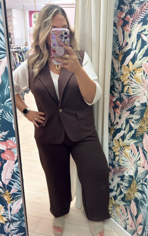 Chaleco suave corto marron