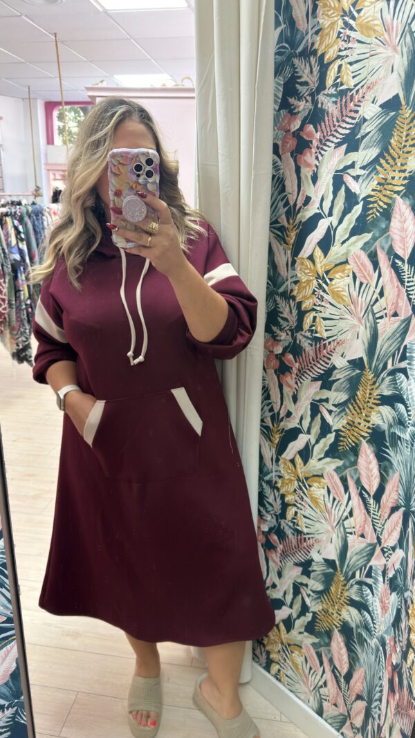 Vestido sudadera evase