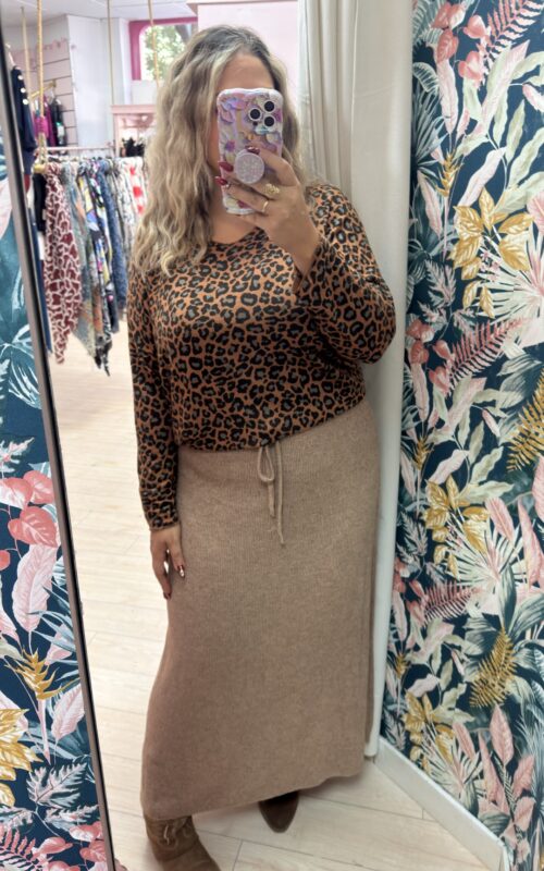 Falda lana suave beige