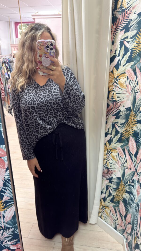 Falda lana suave negro