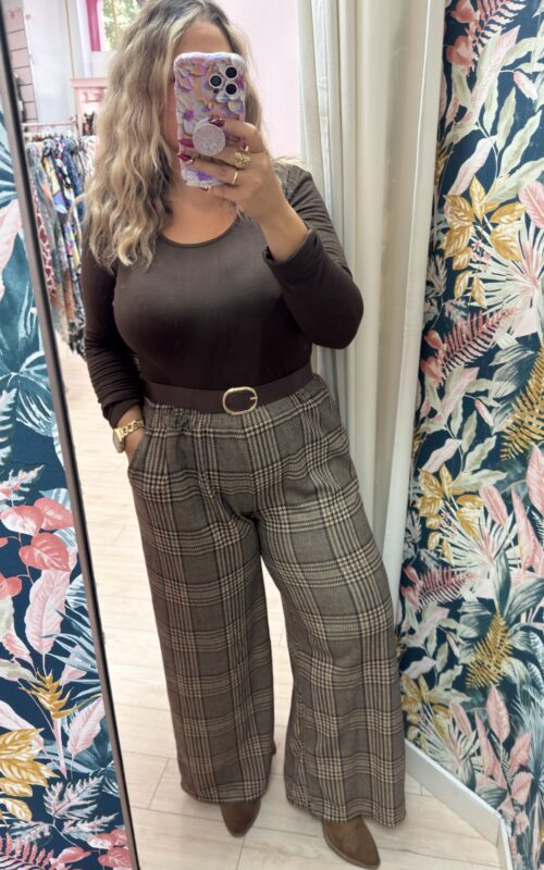 Pantalon cuadros marron