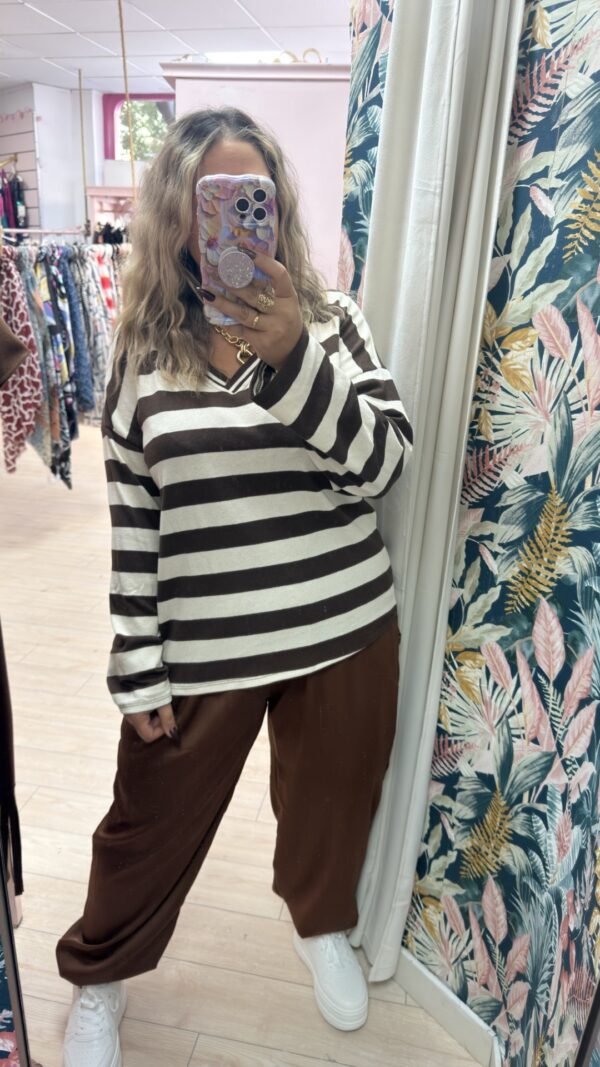 Camiseta rayas marron - Imagen 2