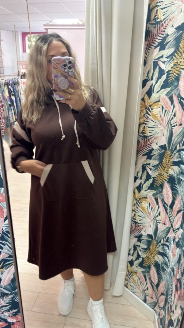 Vestido sudadera marron - Imagen 2
