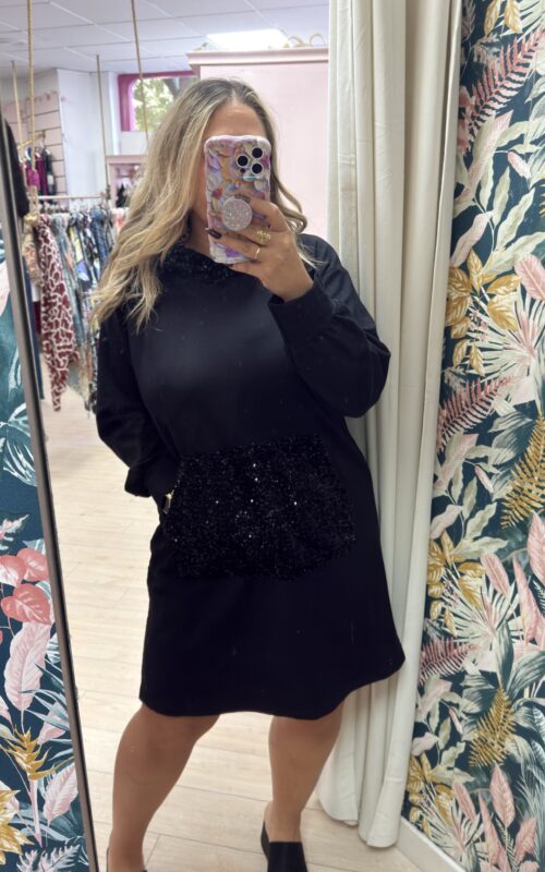 Vestido bolsillo y capucha sudadera