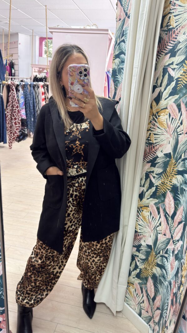 Chaqueta fina negro capucha - Imagen 2