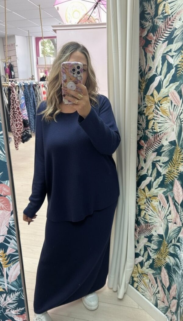 Conjunto jersey y falda lana marino