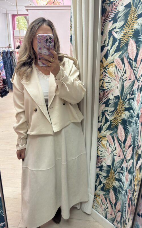 Gabardina corta tela