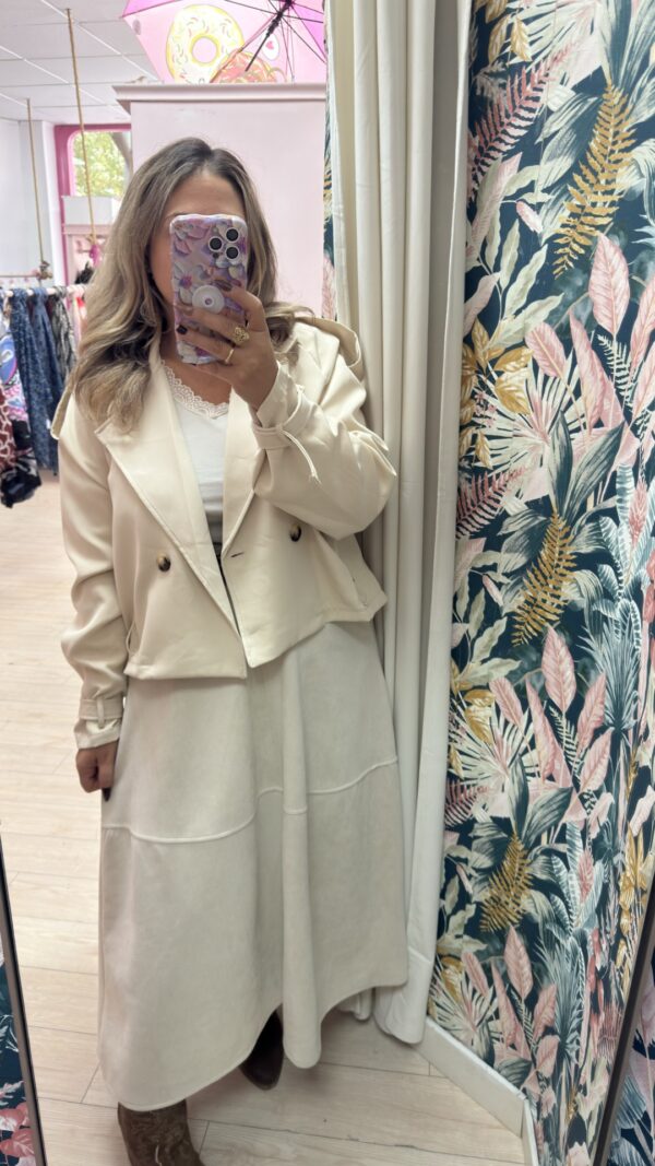 Gabardina corta tela