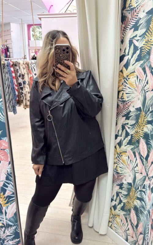 Chaqueta polipiel grande