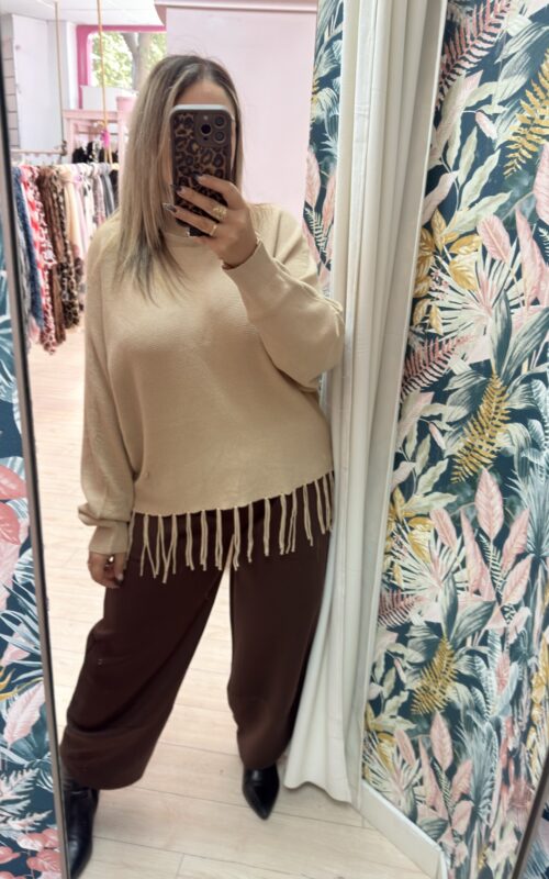 Pantalon bolsillos bombacho marron