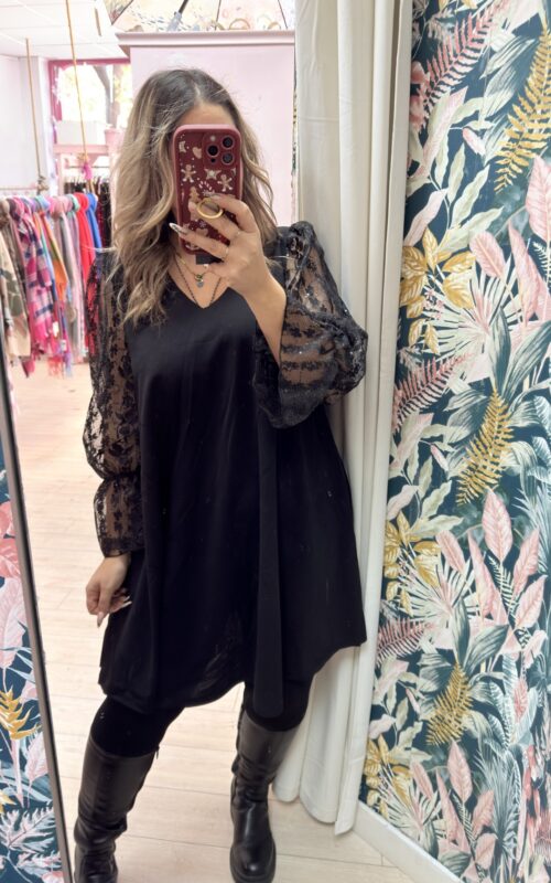 Vestido evase manga encaje