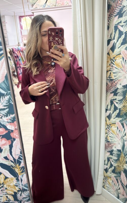 Chaqueta elastica broche