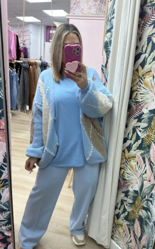 Rebeca rombos celeste