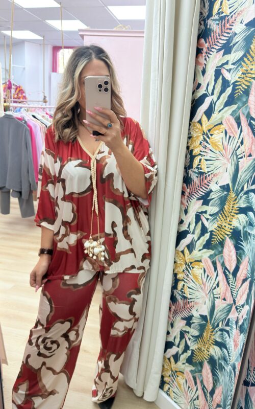 Conjunto rojo licra fria