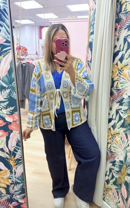 Chaqueta crochet azul