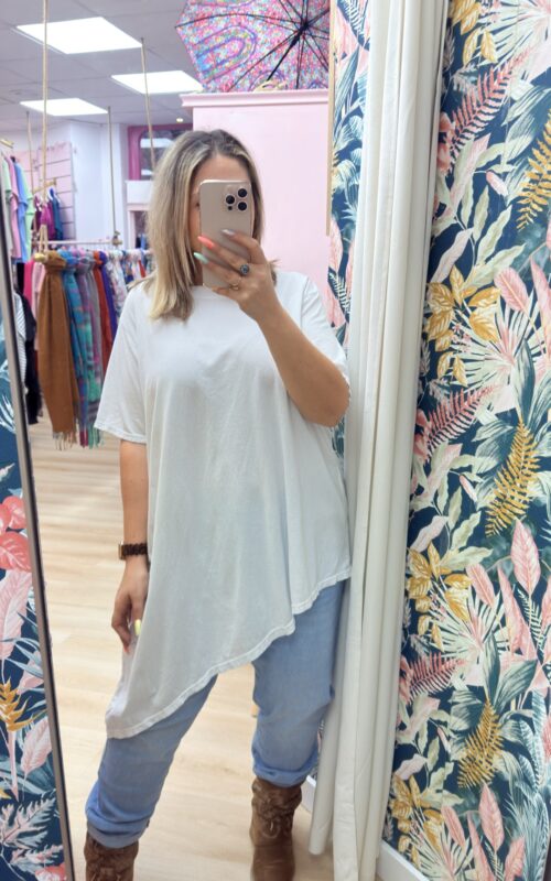 Camiseta manga corta asimetrica blanco