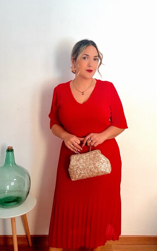 Vestido corto plisado rojo