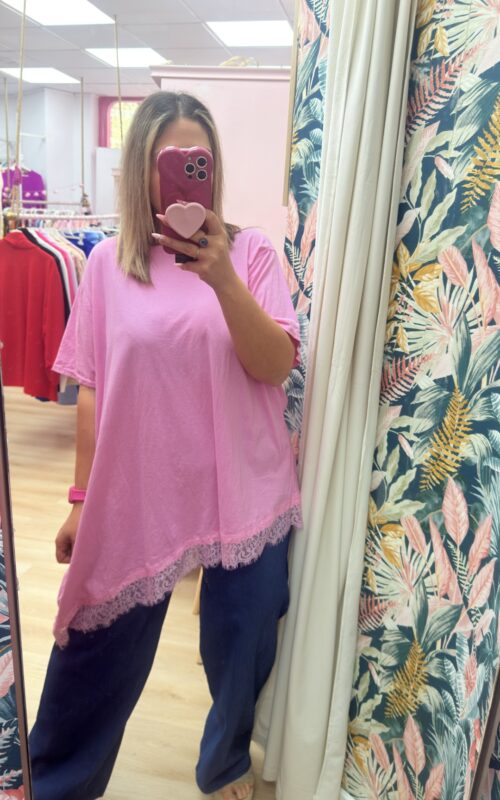 Camiseta asimetrica rosa encaje