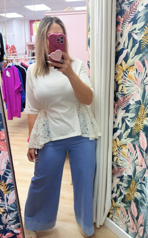 Camiseta peplum encaje